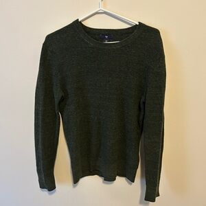 🤩 3 for $20 / Gap Green Sweater